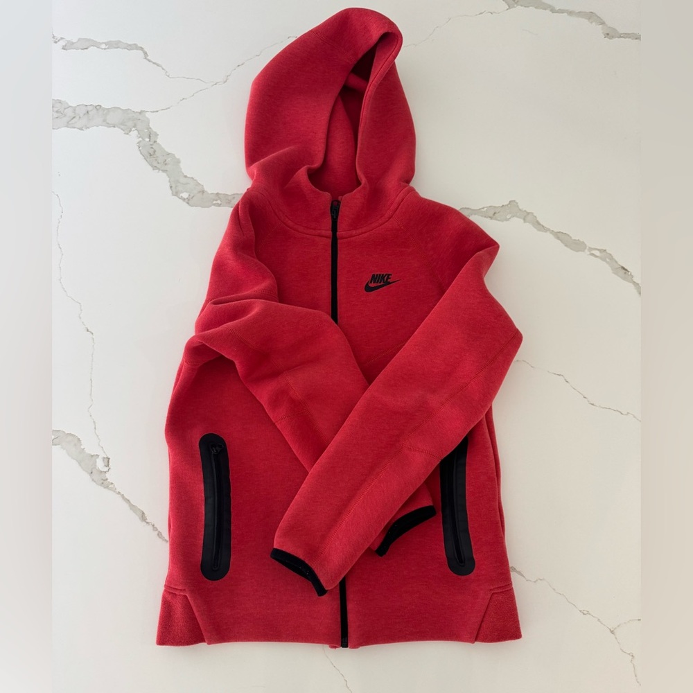 Youth Nike Tech Fleece